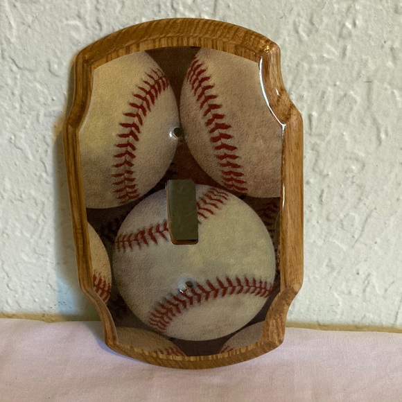 Handmade Baseball Themed Single Wooden Decoupage Light Switch Plate Cover - Picture 1 of 5